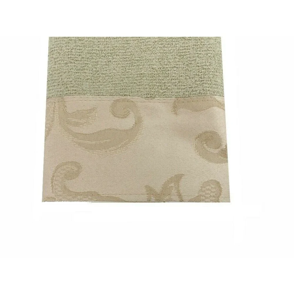 Avanti Amelia Fingertip Towels 11x18 Green Holiday Embellished Set of 2